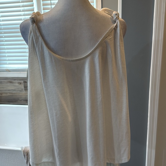 NWT By Anthropologie Shine Knot Flowy Tank‎ in Ivory Size Medium - Picture 11 of 11